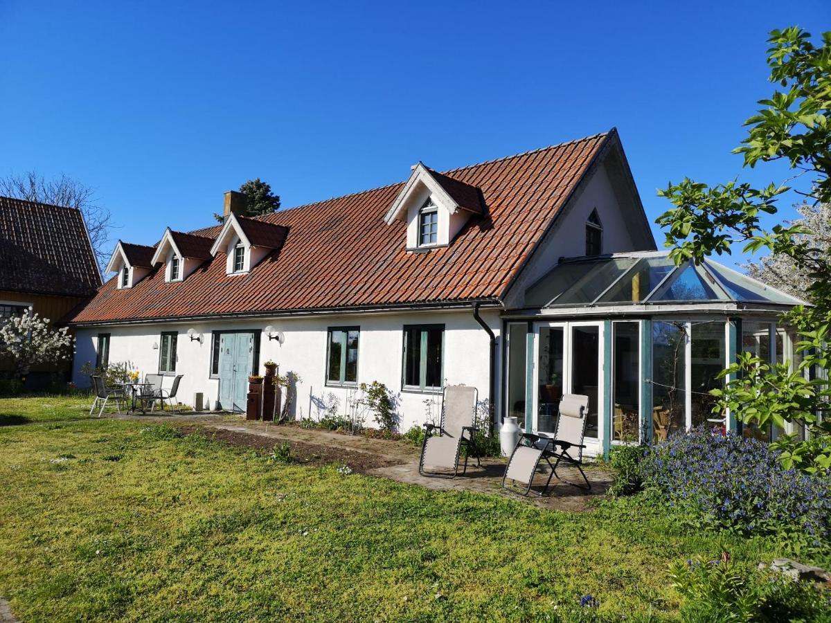 Villaer Wannborga Vingård Köpingsvik
